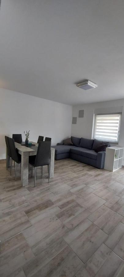 Zrinec Διαμέρισμα Vir Εξωτερικό φωτογραφία
